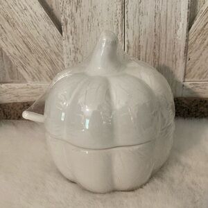 Target BP Fall 2022 Pumpkin Shaped Sugar Bowl with Spoon